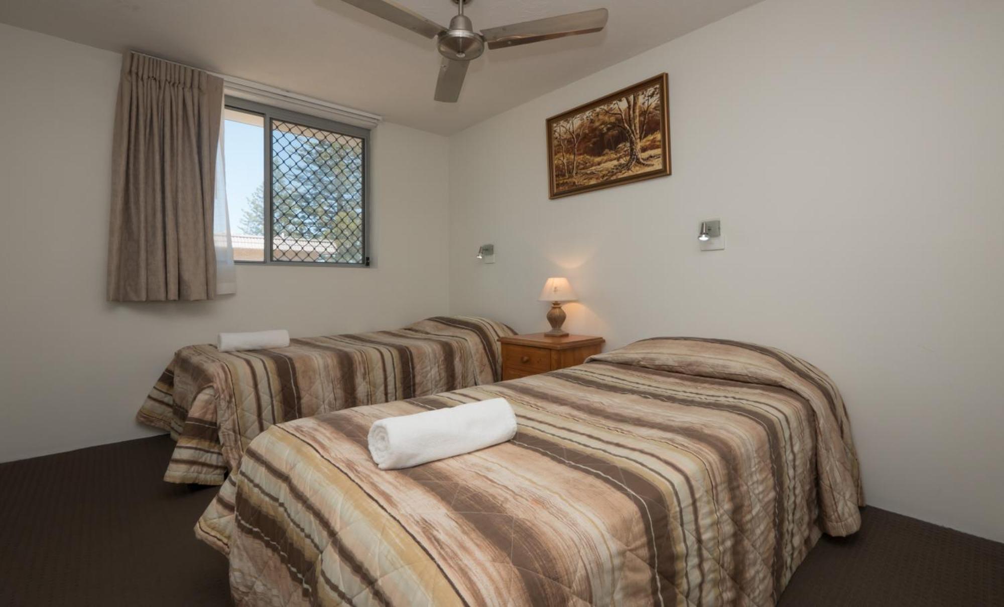 Merrima Court Holidays Aparthotel Caloundra Room photo