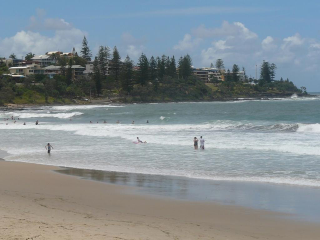 Merrima Court Holidays Aparthotel Caloundra Exterior photo