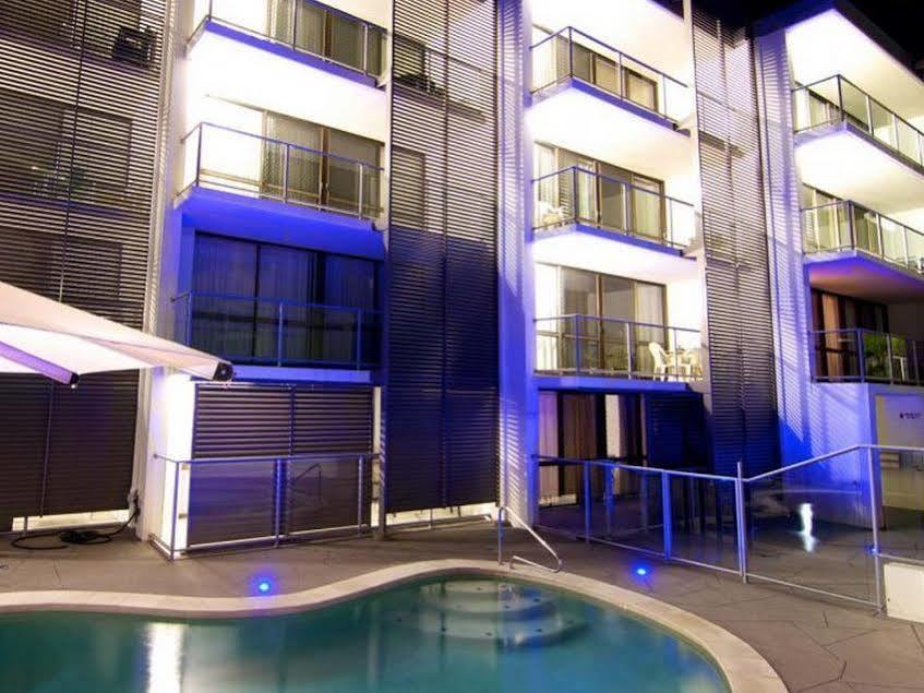 Merrima Court Holidays Aparthotel Caloundra Exterior photo