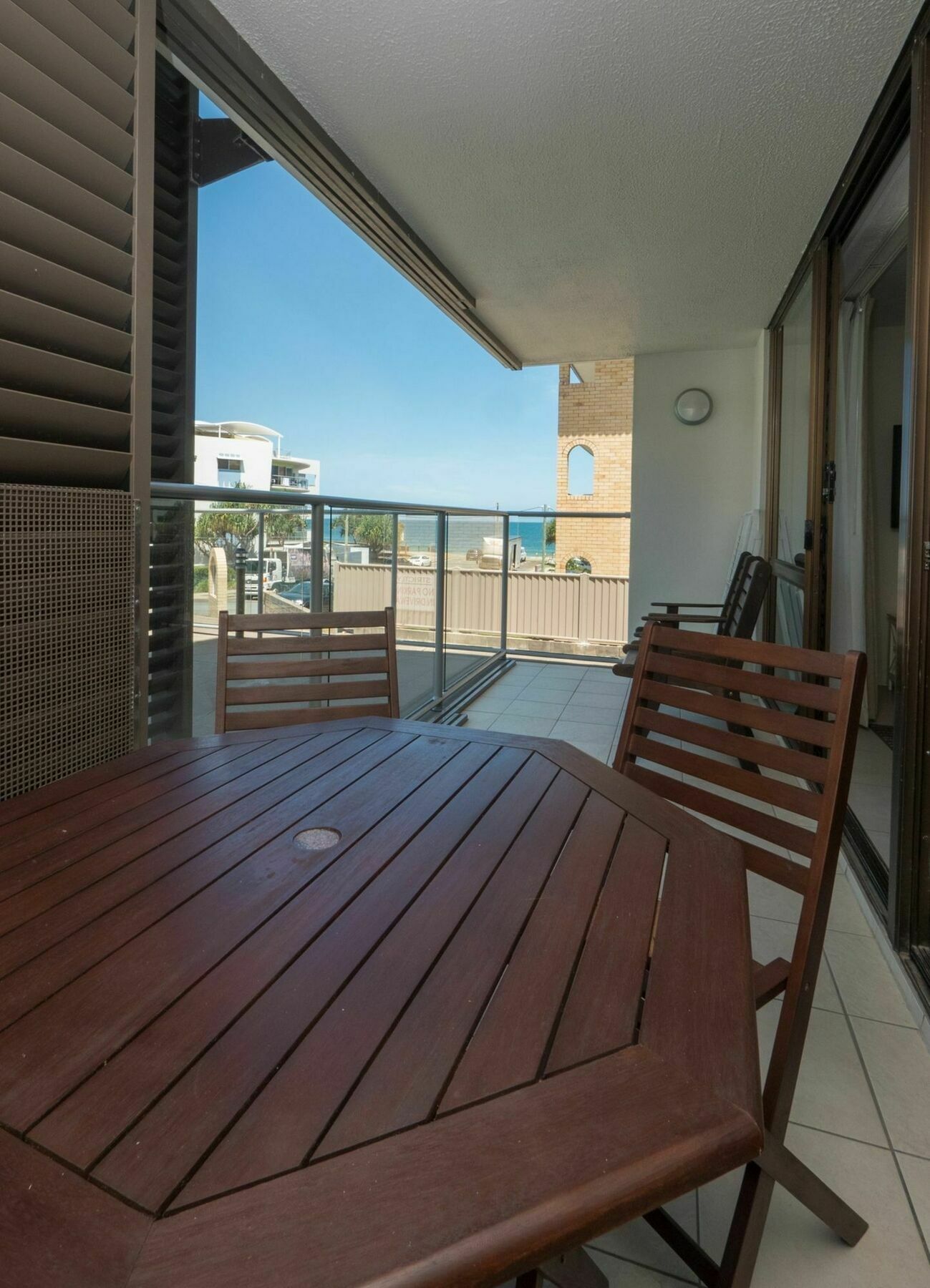 Merrima Court Holidays Aparthotel Caloundra Exterior photo