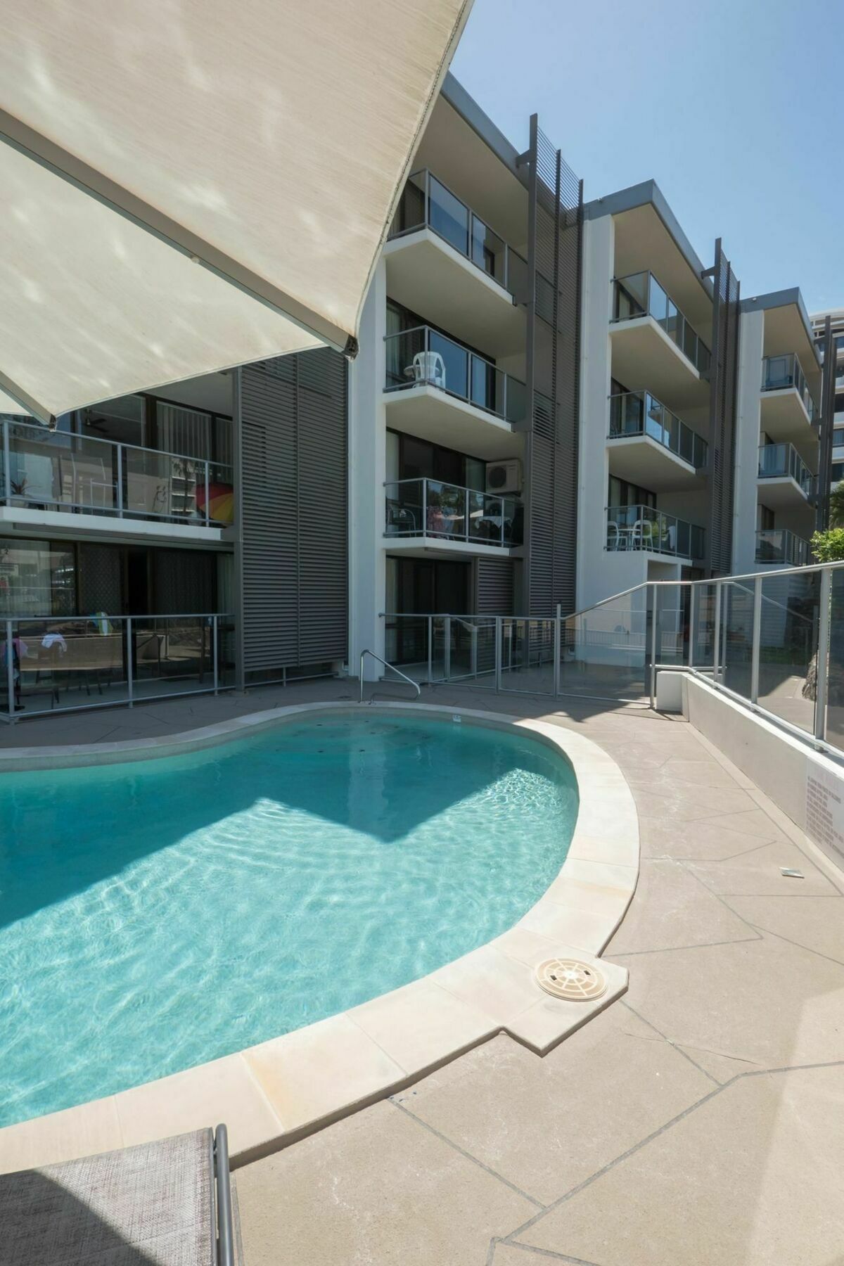 Merrima Court Holidays Aparthotel Caloundra Exterior photo